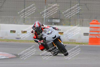 media/Oct-15-2022-Fastrack Riders (Sat) [[9a18b22502]]/Level2/Turn 9 1130am/